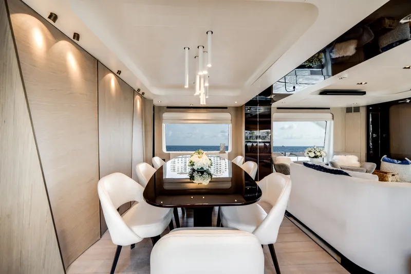 Slide: The Image of Azimut GRANDE 27M 2020 - 7269417