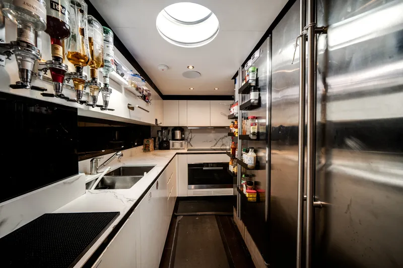 Slide: The Image of Azimut GRANDE 27M 2020 - 7269422
