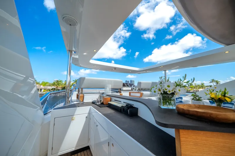 Slide: The Image of Azimut GRANDE 27M 2020 - 7269467