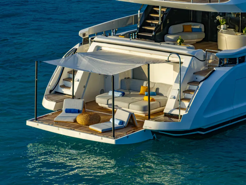 Slide: The Image of Azimut GRANDE 36M 2024 - 6827197