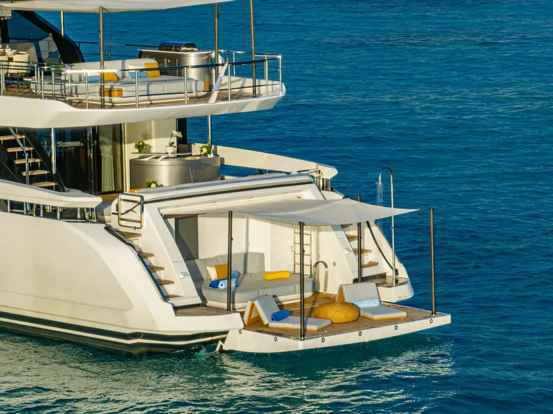 Slide: The Image of Azimut GRANDE 36M 2024 - 6827193