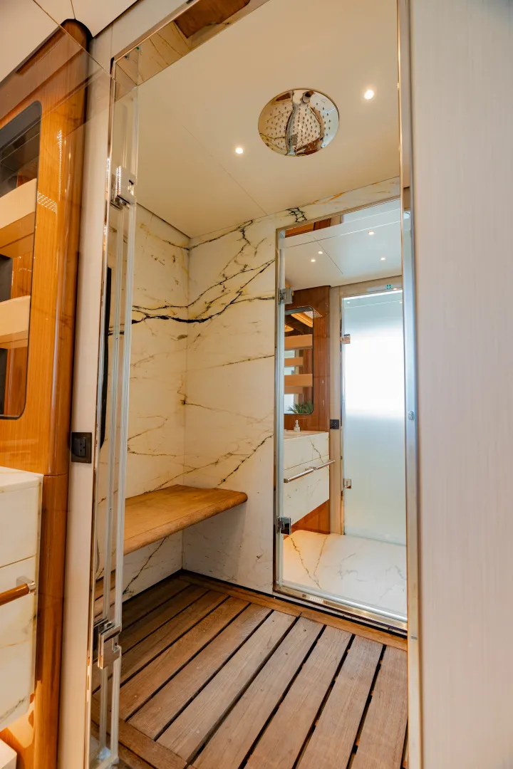 Slide: The Image of Azimut GRANDE 36M 2024 - 6827256
