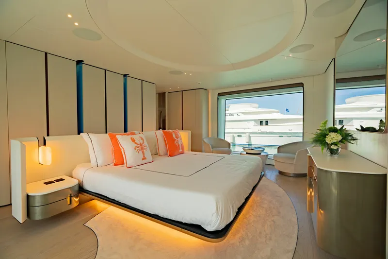 Slide: The Image of Azimut GRANDE 36M 2024 - 6827248