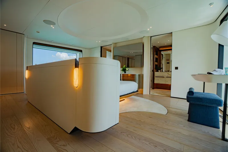 Slide: The Image of Azimut GRANDE 36M 2024 - 7937424
