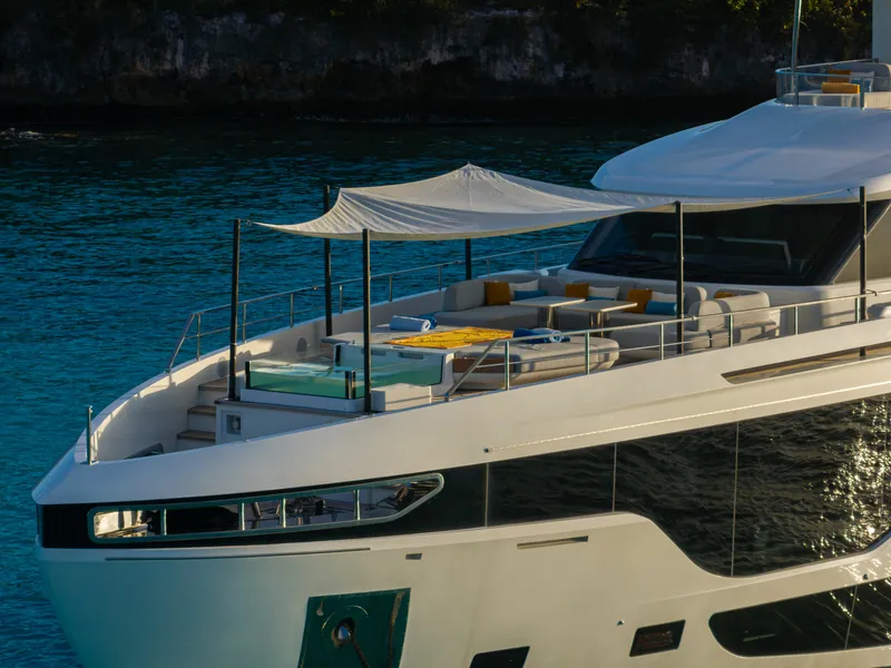 Slide: The Image of Azimut GRANDE 36M 2024 - 6827189