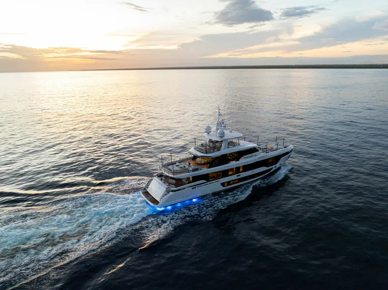 Slide: The Image of Azimut GRANDE 36M 2024 - 6827207
