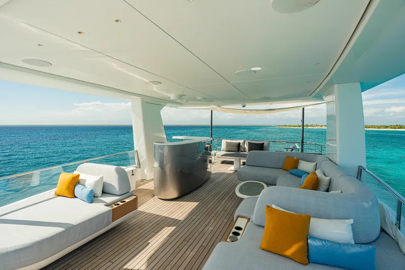 Slide: The Image of Azimut GRANDE 36M 2024 - 6827218