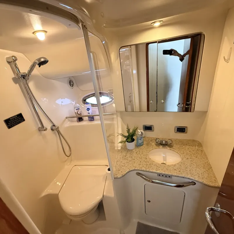 Slide: The Image of Sea Ray 450 Express Bridge 2003 - 6013797