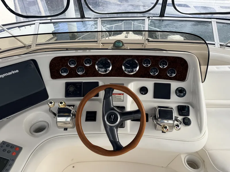 Slide: The Image of Sea Ray 450 Express Bridge 2003 - 6013789