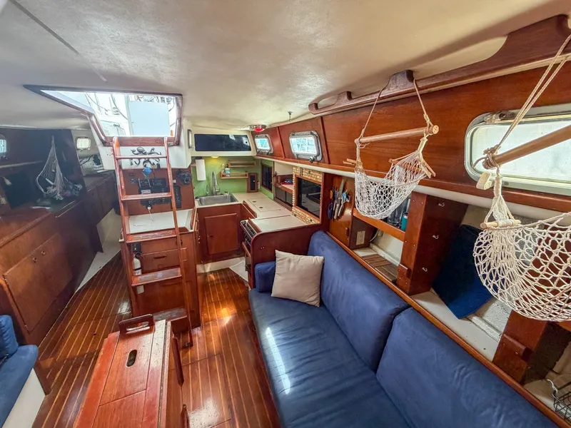 Slide: The Image of Pearson 385 1984 - 6027686