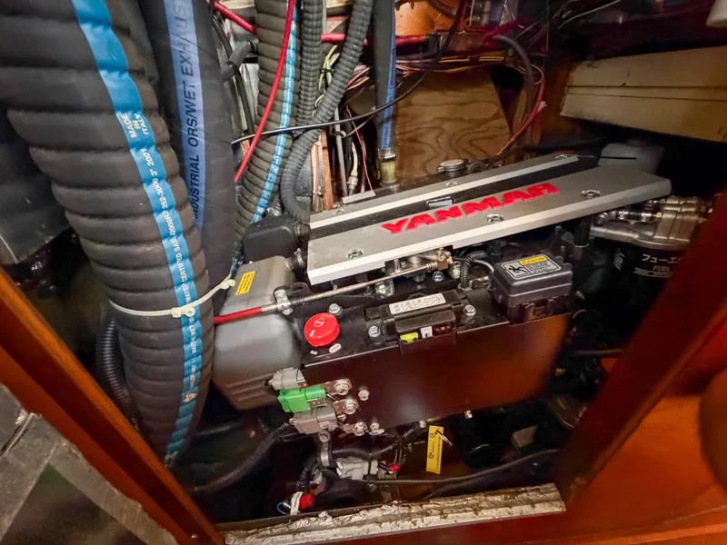 Slide: The Image of Pearson 385 1984 - 6027703