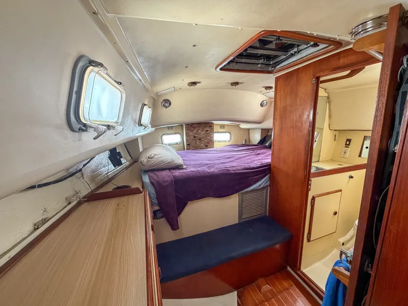 Slide: The Image of Pearson 385 1984 - 6027705