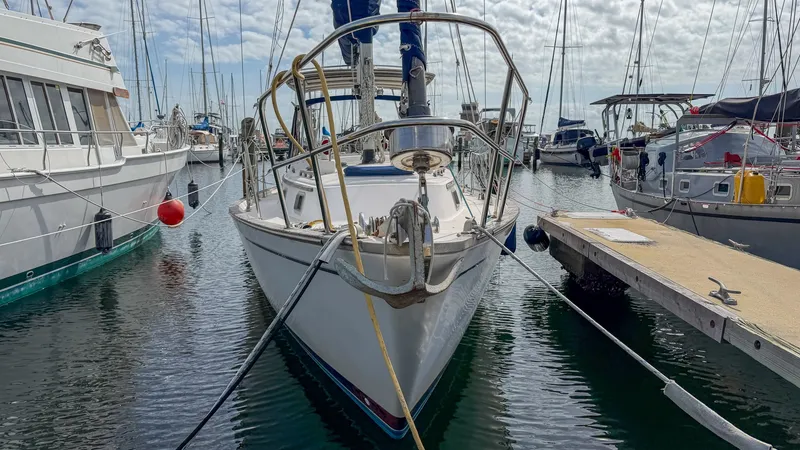 Slide: The Image of Pearson 385 1984 - 6027630