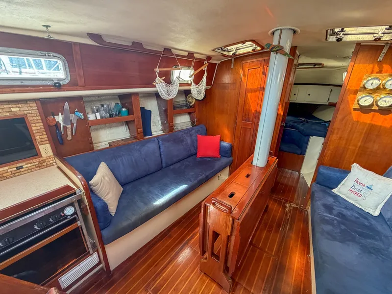 Slide: The Image of Pearson 385 1984 - 6027670