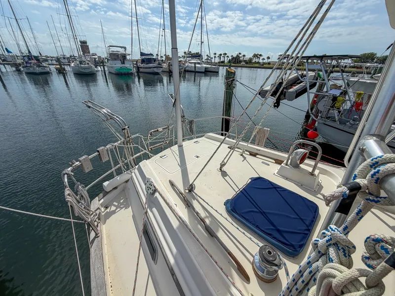 Slide: The Image of Pearson 385 1984 - 6027644