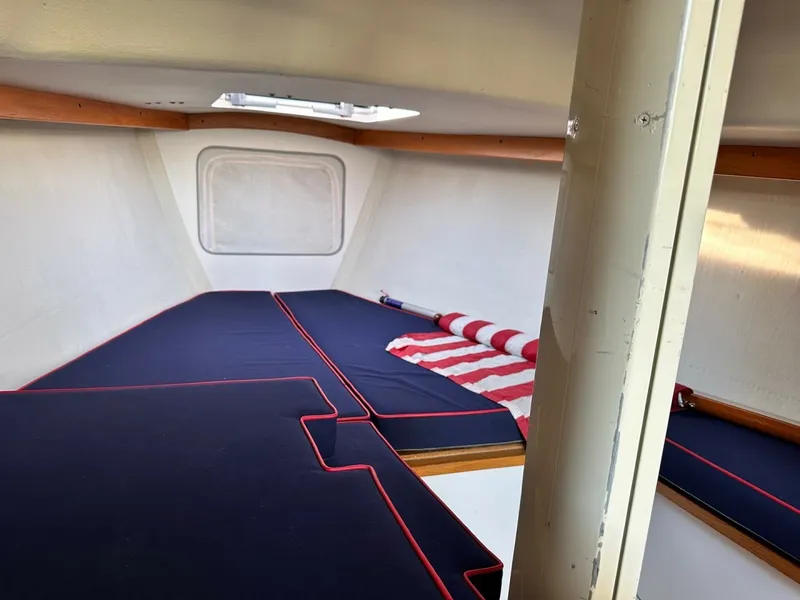 Slide: The Image of Alerion Express 2002 - 6013927