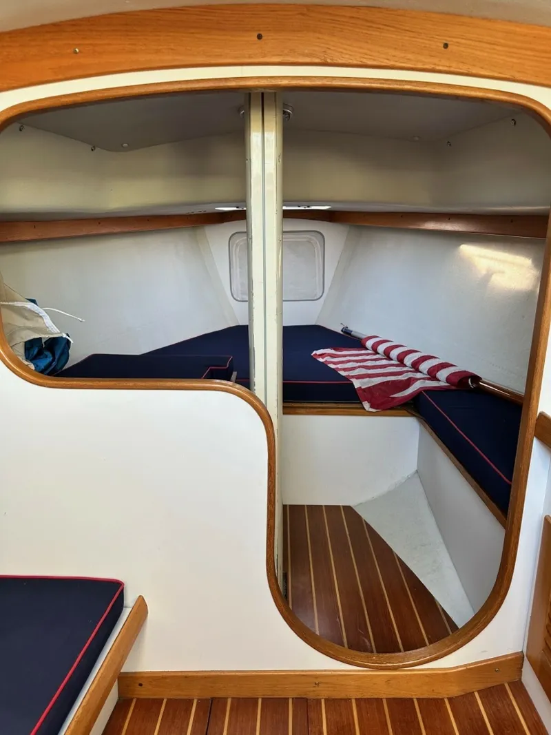 Slide: The Image of Alerion Express 2002 - 6013931