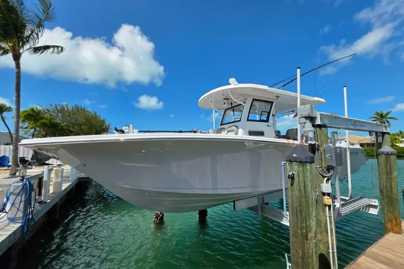 Slide: The Image of Sea Pro 322 Offshore 2024 - 6018771