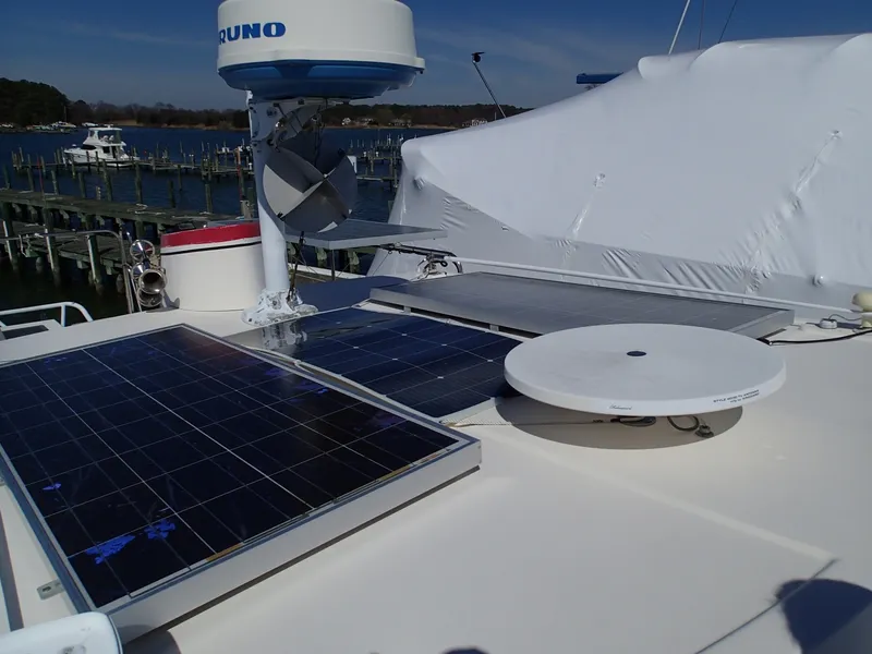 Slide: The Image of Solar Panels - 6022333