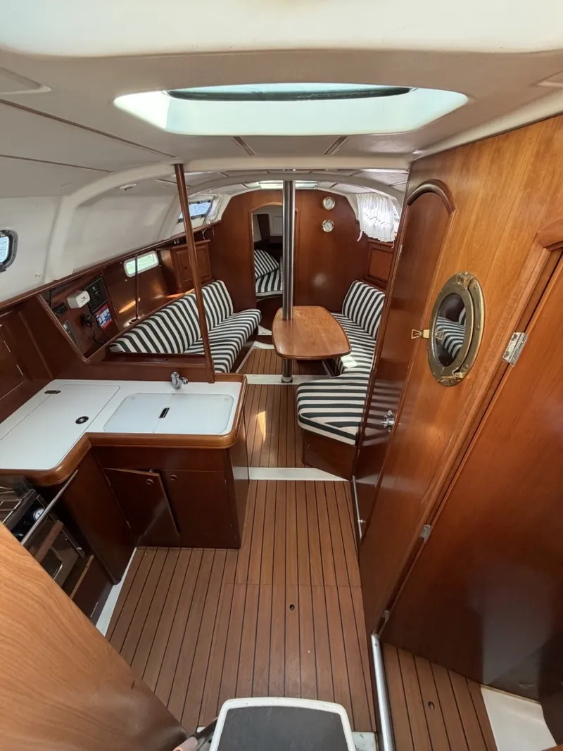 Slide: The Image of Beneteau 331 2003 - 6013971