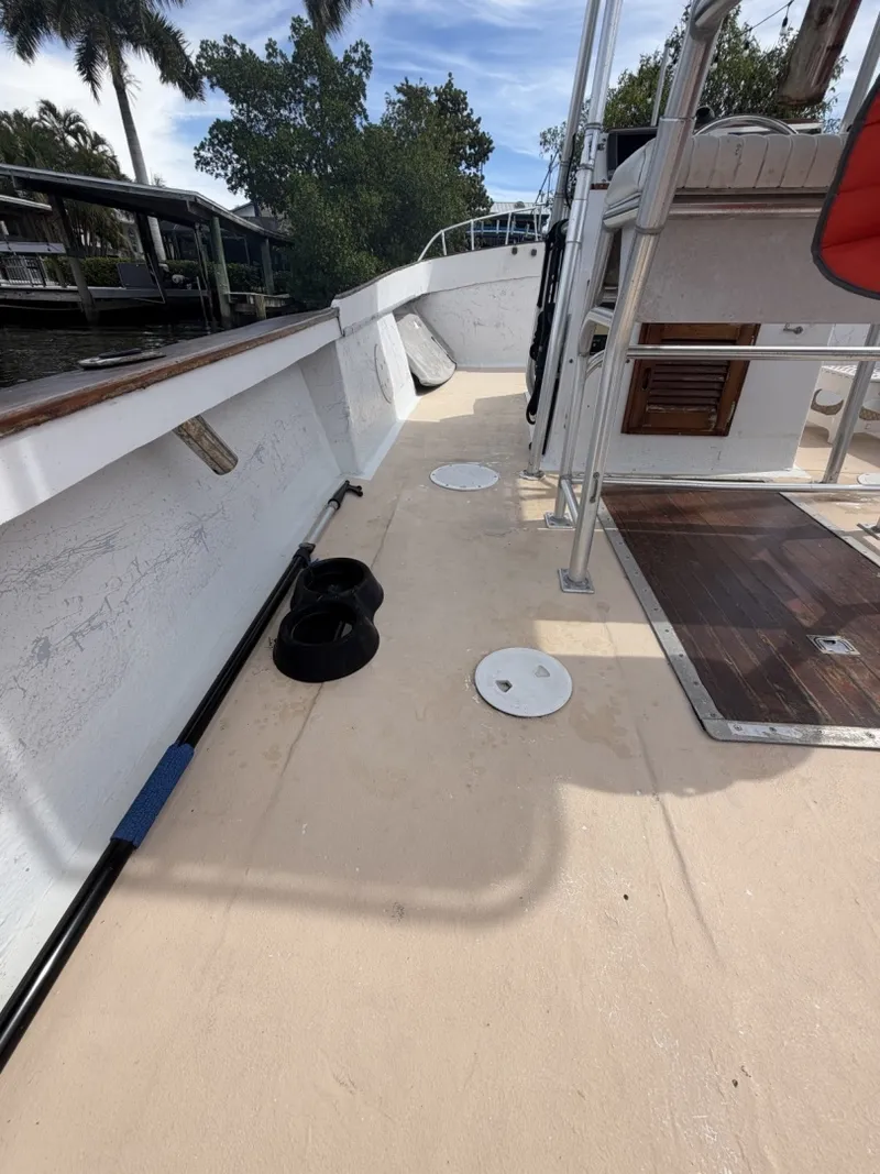 Slide: The Image of Gulf Stream MORGAN 25 1985 - 6014568