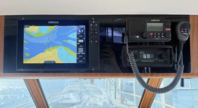 Slide: The Image of Hatteras Motor Yacht 1987 - 6014787