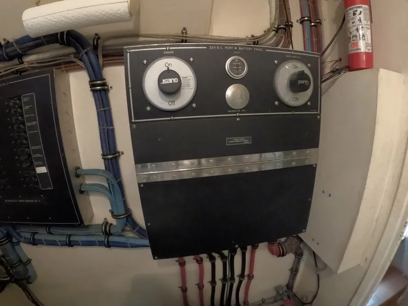 Slide: The Image of Hatteras Motor Yacht 1987 - 6014873