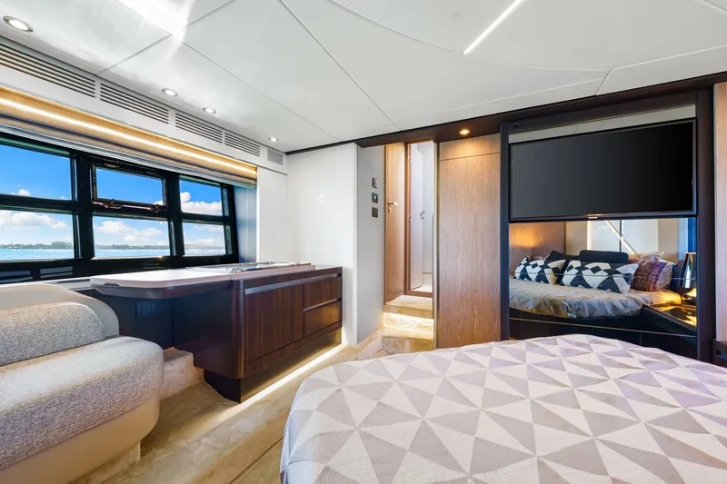 Slide: The Image of Azimut S6 2020 - 6015535