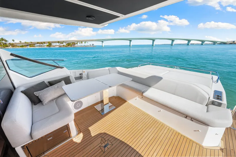 Slide: The Image of Azimut S6 2020 - 6015387