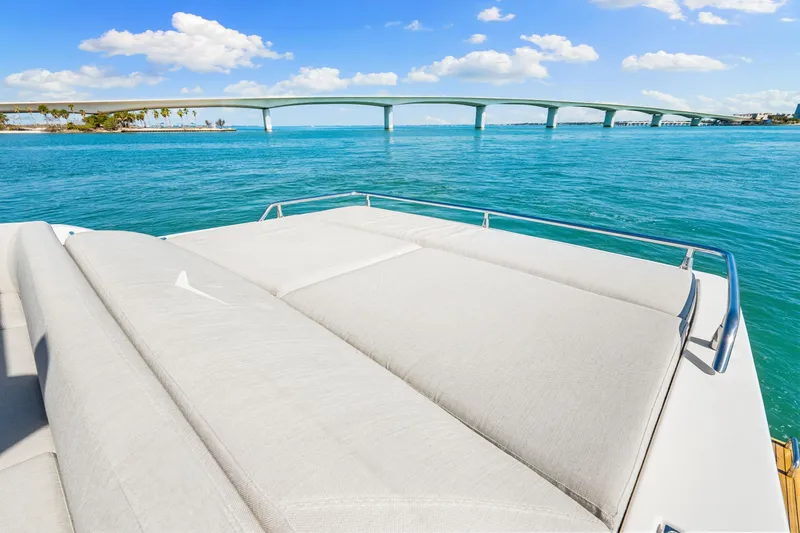 Slide: The Image of Azimut S6 2020 - 6015388