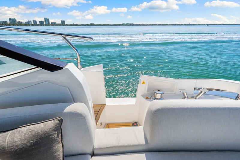 Slide: The Image of Azimut S6 2020 - 6015467