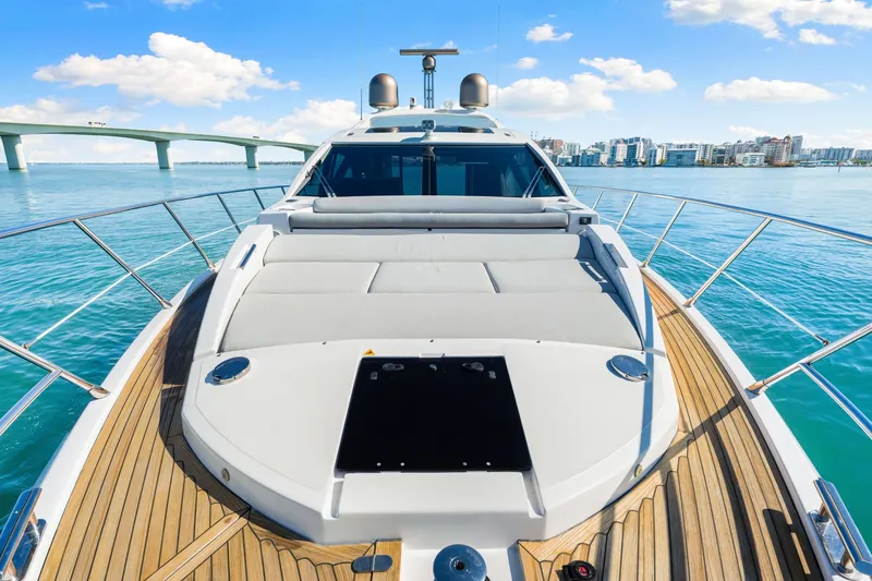 Slide: The Image of Azimut S6 2020 - 6015477