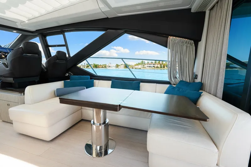 Slide: The Image of Azimut S6 2020 - 6015487