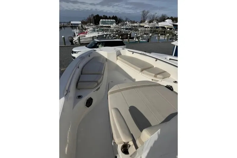 Slide: The Image of Boston Whaler 280 Dauntless 2023 - 6015513