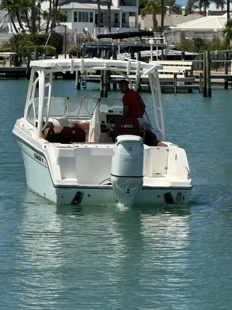 Slide: The Image of Century 24 Resorter 2019 - 6017962