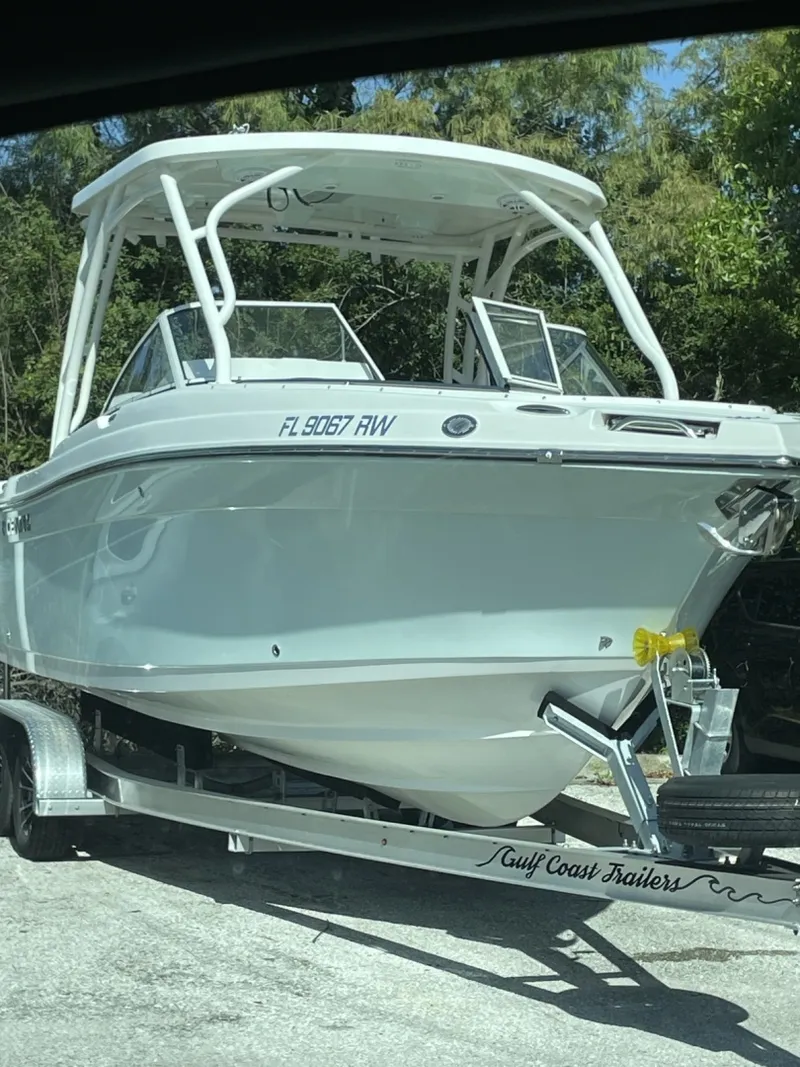 Slide: The Image of Century 24 Resorter 2019 - 6015856