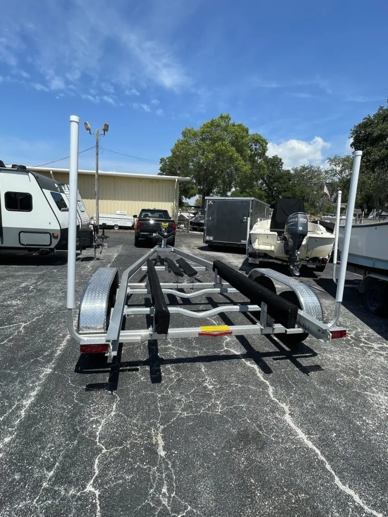 Slide: The Image of Century 24 Resorter 2019 - 6018224