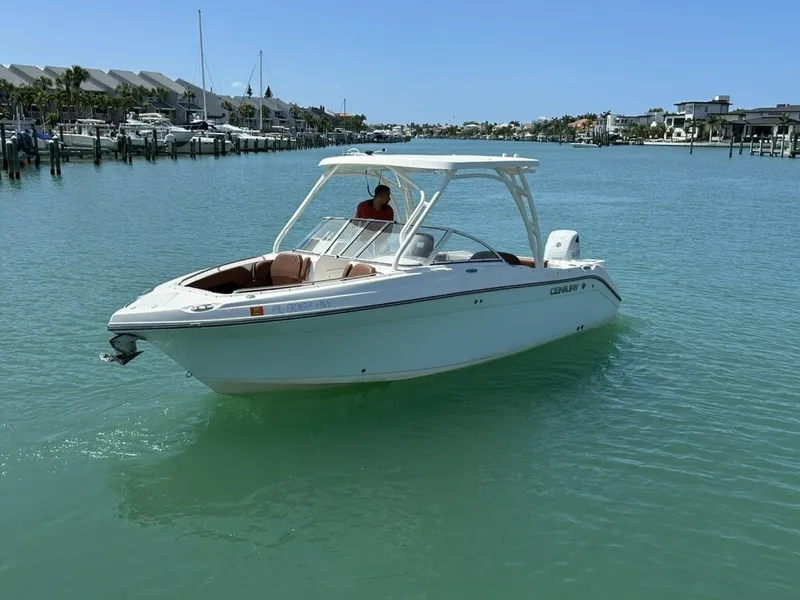 Slide: The Image of Century 24 Resorter 2019 - 6017932