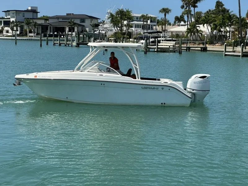 Slide: The Image of Century 24 Resorter 2019 - 6017934