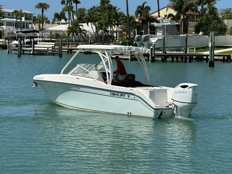 Slide: The Image of Century 24 Resorter 2019 - 6017938