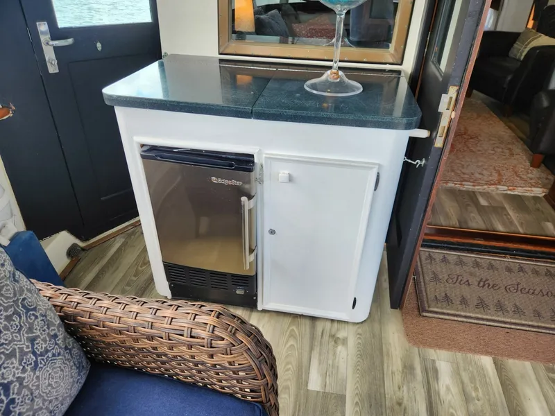 Slide: The Image of Hatteras 53 Motor Yacht 1978 - 6016029