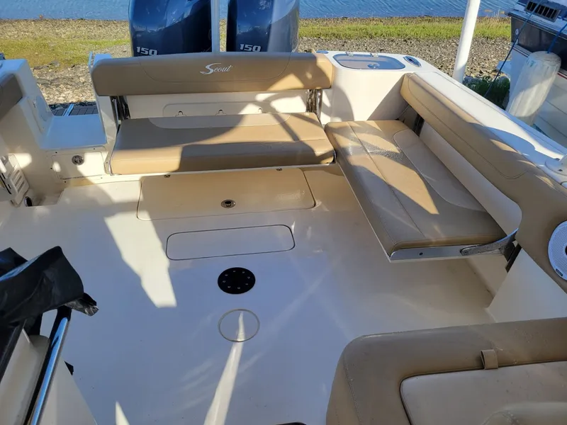 Slide: The Image of Scout 255 Dorado 2020 - 6018521