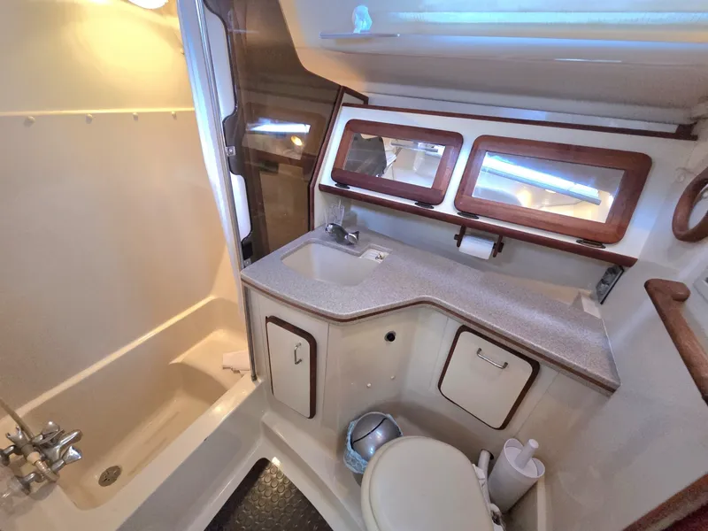 Slide: The Image of Hunter Passage 42 1991 - 6016437