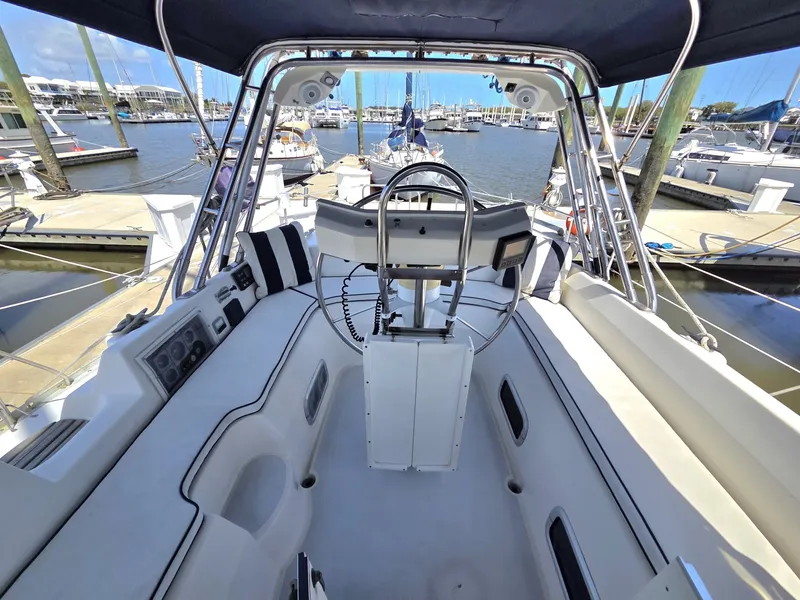 Slide: The Image of Hunter Passage 42 1991 - 6016449