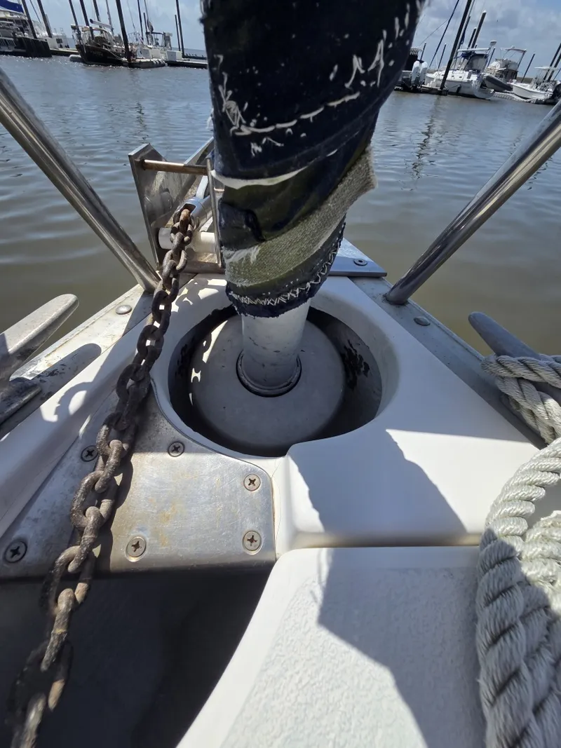 Slide: The Image of Hunter Passage 42 1991 - 6016461