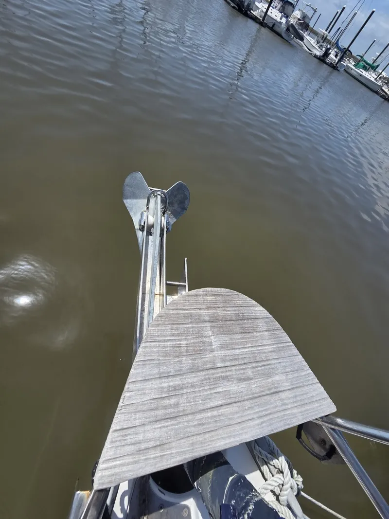 Slide: The Image of Hunter Passage 42 1991 - 6016468