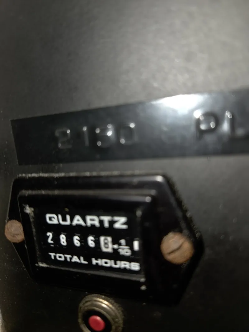 Slide: The Image of Hunter Passage 42 1991 - 6016471