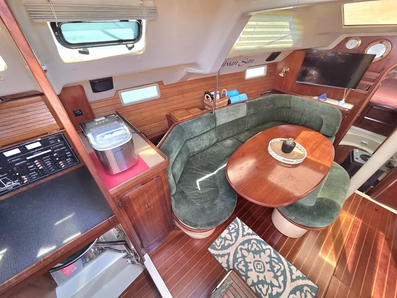 Slide: The Image of Hunter Passage 42 1991 - 6016434