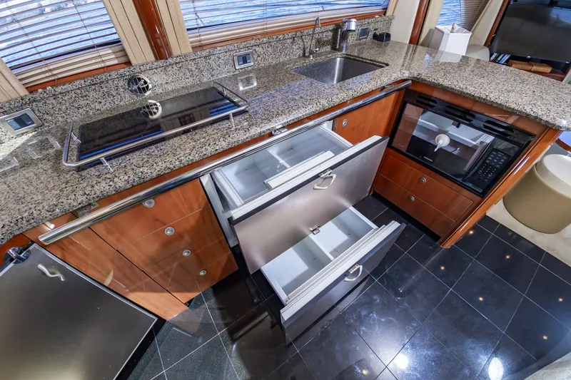 Slide: The Image of 58SeaRay131 - 6016616