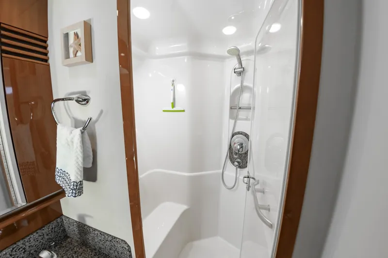 Slide: The Image of 58SeaRay144 - 6016629